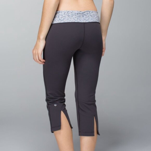 Lululemon Gather & Crow Crop *Full-On Luon Size 8 Grey - Picture 1 of 5